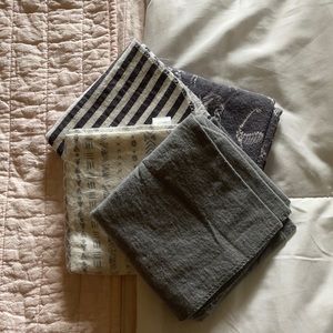 4 mini receiving blankets.